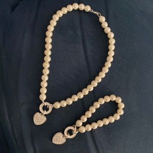 Necklace and bracelet set Faux pearl